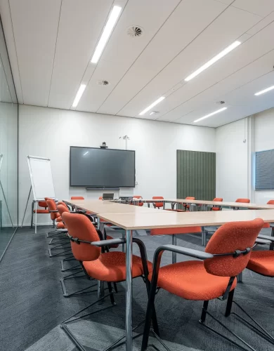 conference-room-interior-modern-office-with-white-walls-monitor (1)-min conference-room-interior-modern-office-with-white-walls-monitor (1)-min